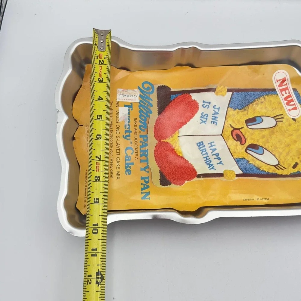 Vintage 1978 TWEETY BIRD Wilton Cake Pan Baking Mold Party Looney Tunes